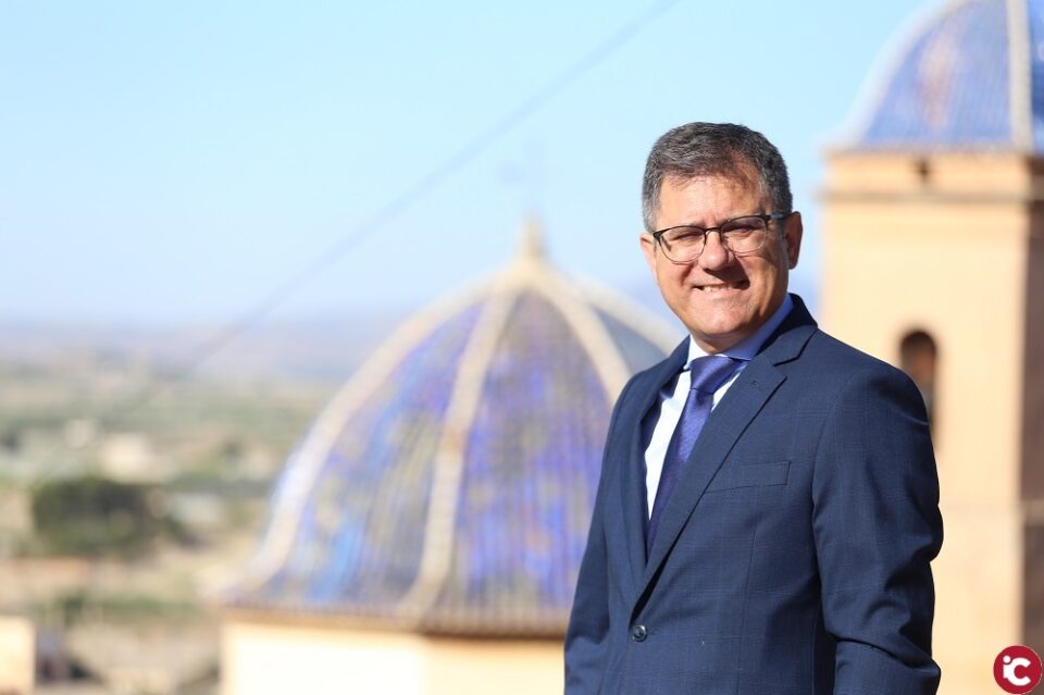 El pleno de Agost aprueba contratar el servicio de recogida de animales abandonados