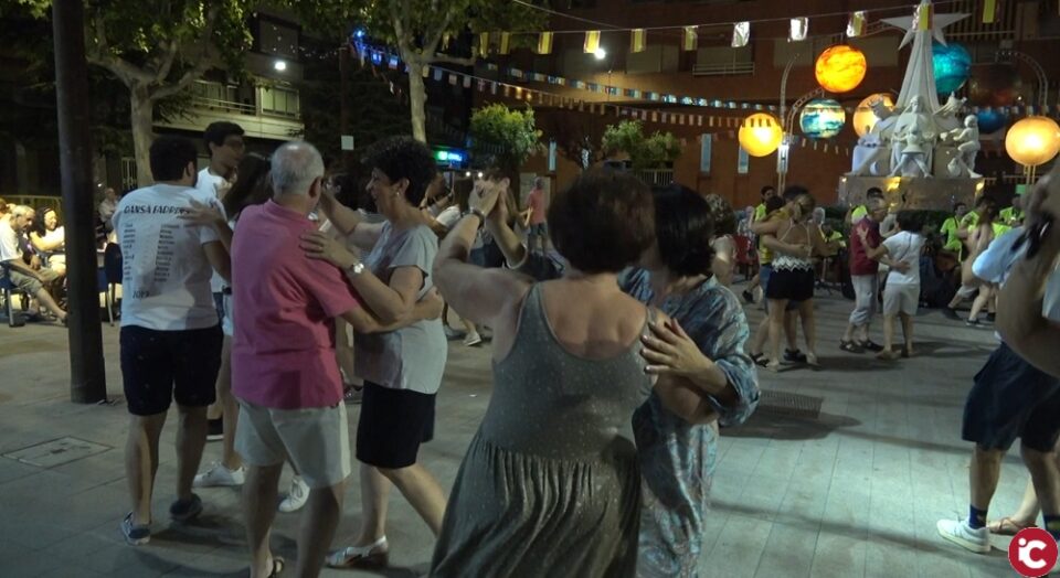 Primera noche de "Les Nits de Ball" en Ibi