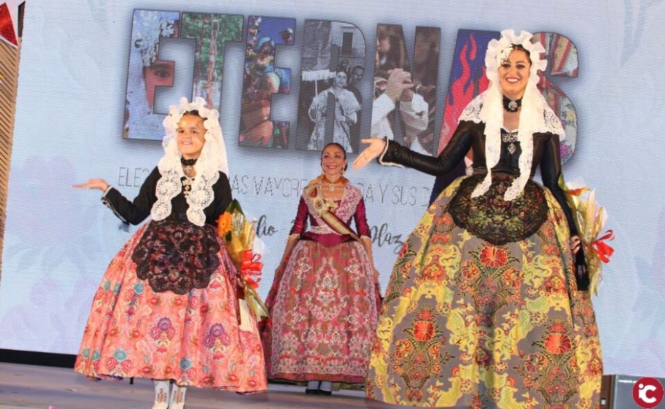 Elección de las Falleras Mayores 2019: Eternas". Eva Vicente y Nahia Tomás son las Falleras Mayores de Elda 2019