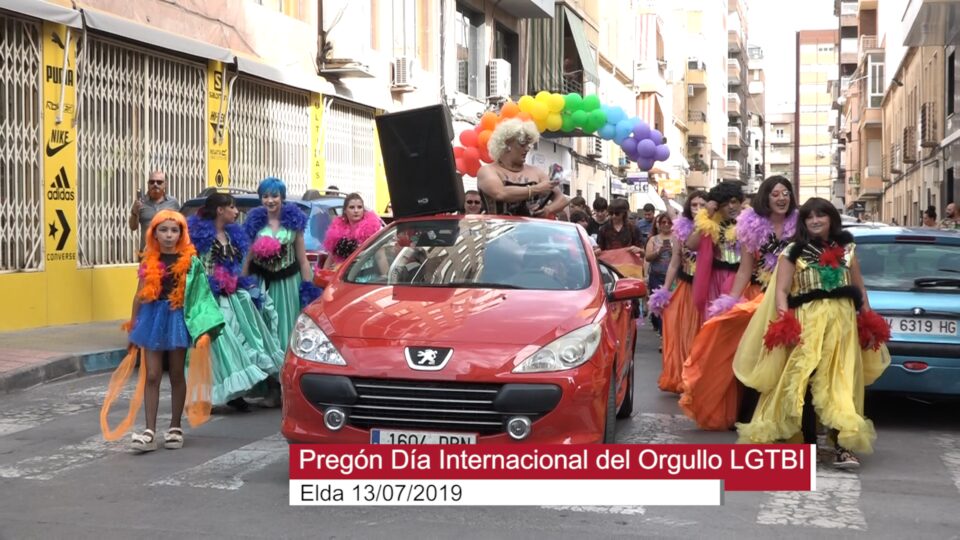 La Naty reivindica la igualdad en la fiesta del Orgullo de Elda