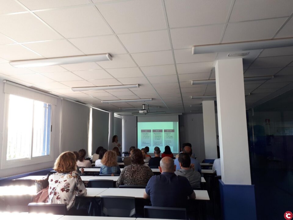 733 personas participan en los talleres ¡No te la juegues! y ¡Game Over!