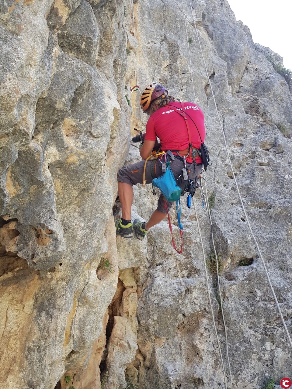 Es reequipa la zona municipal descalada del Barranquet de Ferri