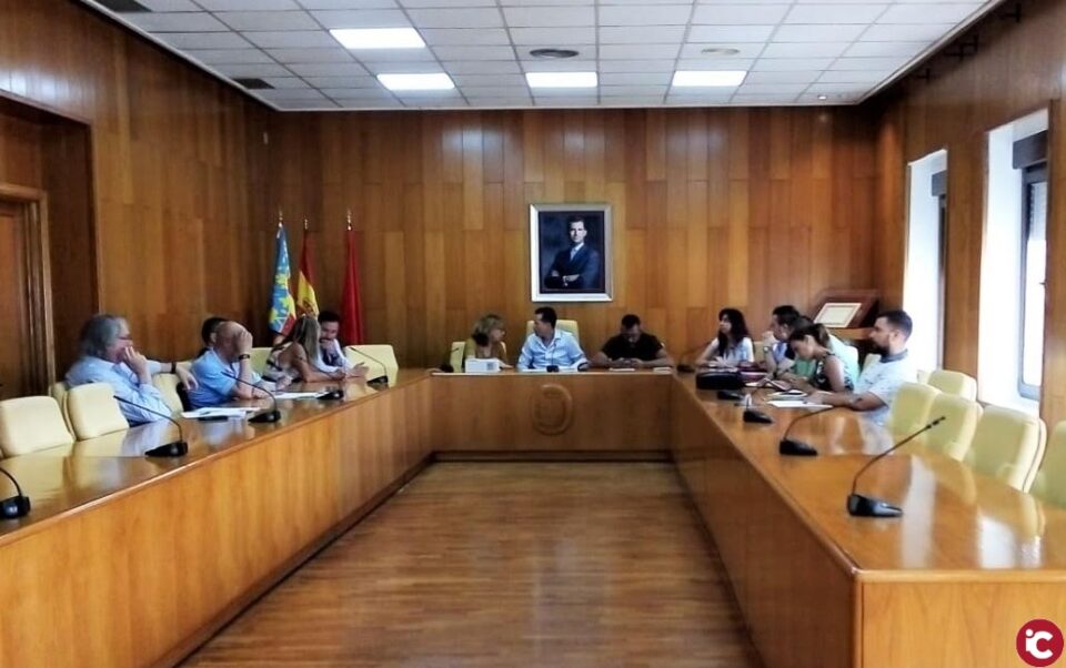 El Gobierno local busca fomentar la participación de todos los partidos de la corporación a pesar de contar con mayoría absoluta