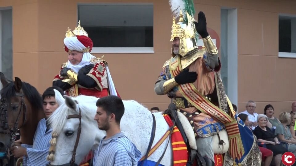 Gran Desfile Nacional en las Fiestas de Moros y Cristianos de Novelda
