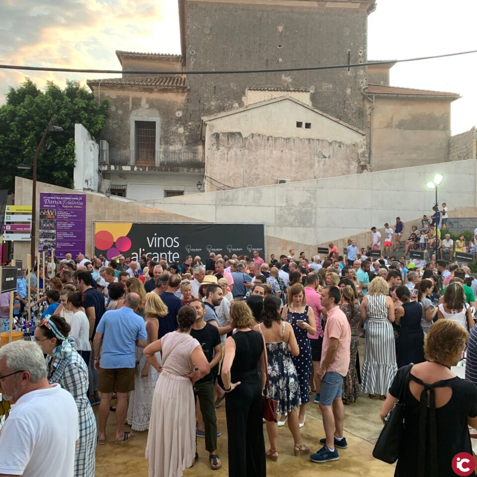La Marina Alta presume de vinos en Winecanting Dénia