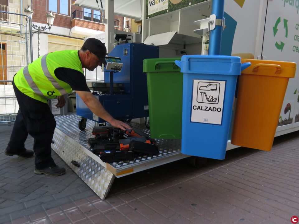 Más de 1.700 usos en el primer mes de funcionamiento de los ecoparques móviles del Consorcio de Residuos Crea