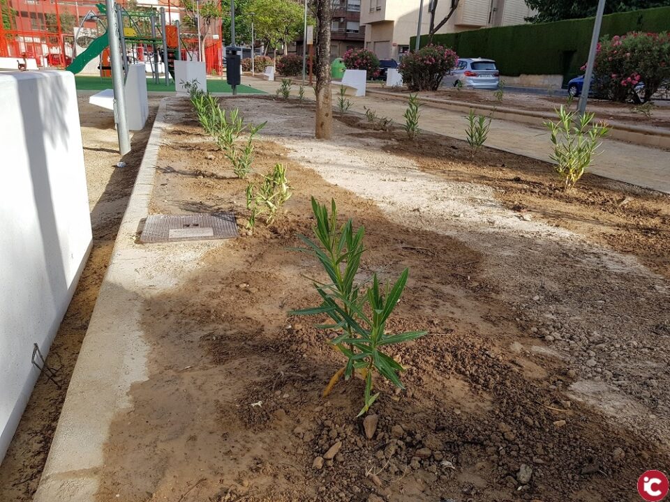 La Concejalía de Servicios Públicos finaliza la renovación completa del Parque Antonio Gades