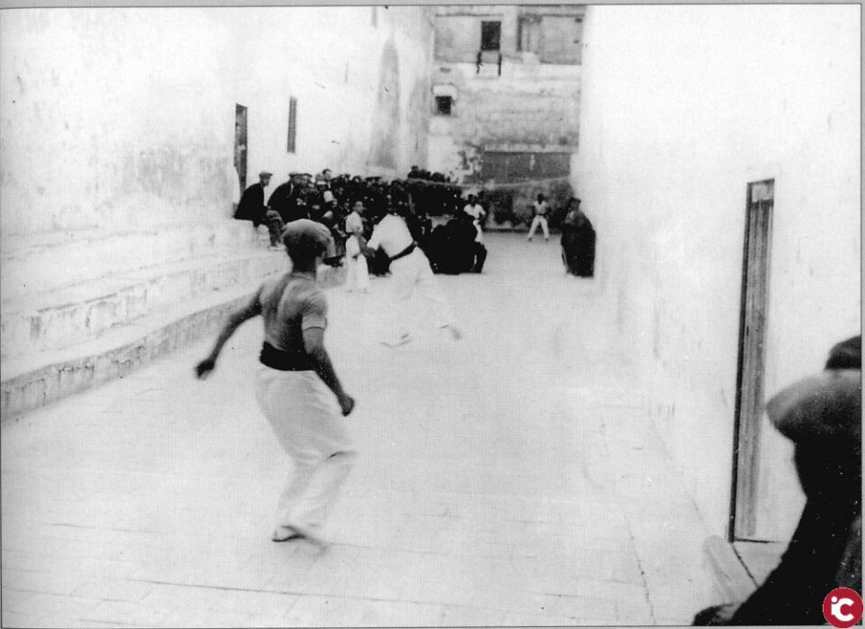 Pilota Valenciana a la Fira Modernista d'Alcoi