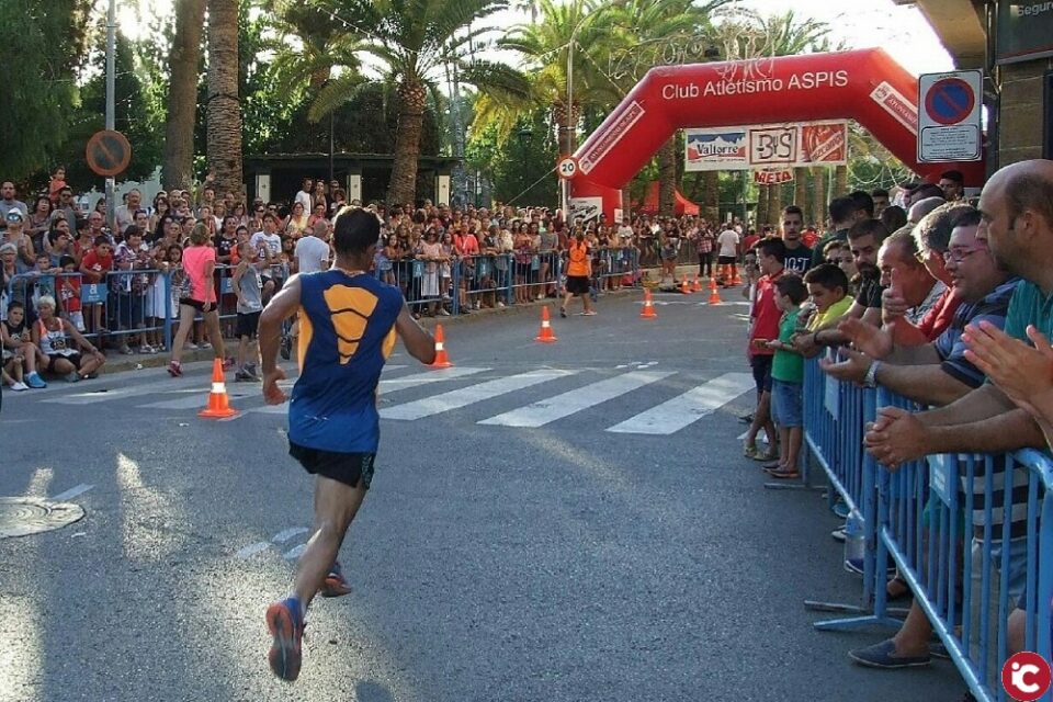 LA BAJADA HONDÓN-ASPE CELEBRA ESTE VIERNES SU TRIGÉSIMO CUARTA EDICIÓN