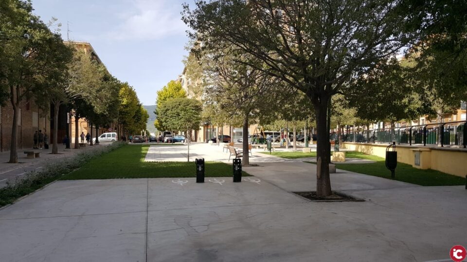 Oberta tota la plaça Santa Rafael Maria