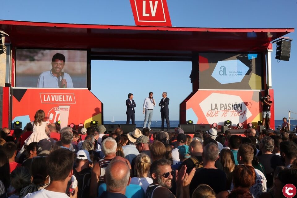Moraira acoge la Gala de Presentación de Equipos de La Vuelta 19
