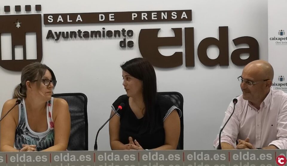 Los pregones de Fiestas Mayores y de Fallas contarán con subtítulos para que las personas sordas puedan seguirlos en tiempo real