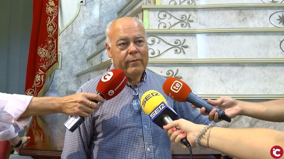 Presentación del Trono de los Santos Patronos