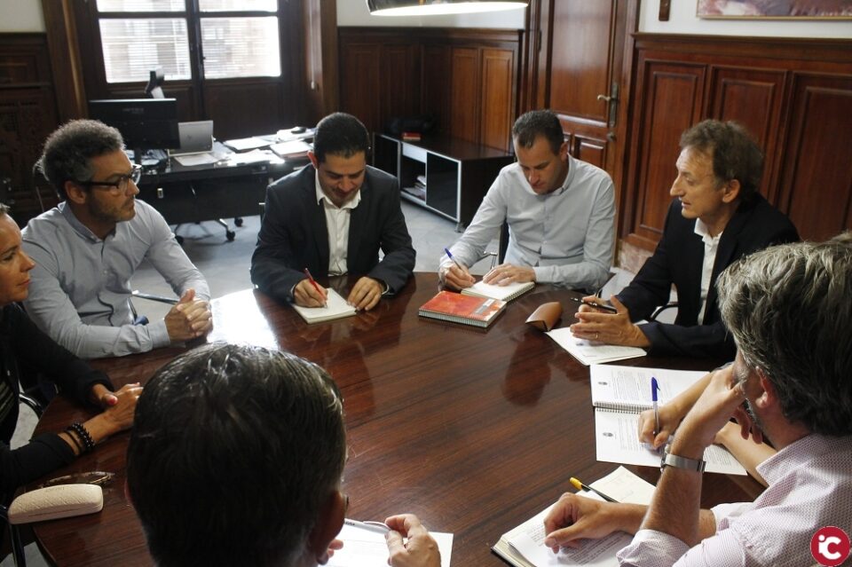Acord del Govern Municipal amb els representants empresarials per impulsar les energies netes a les nostres indústries