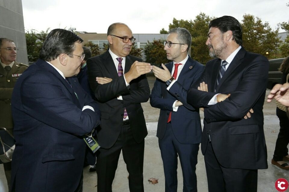 El alcalde reivindica las inversiones necesarias de los Gobiernos Valenciano y Central en la mejora en las infraestructuras que vertebran la movilidad en Alicante