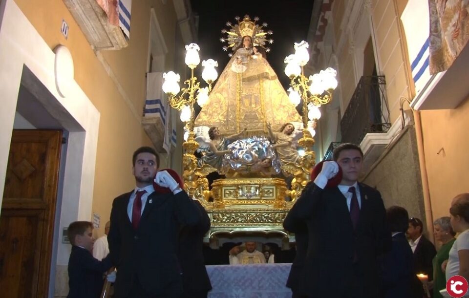 Processó amb motiu del 25º Aniversari de la Coronació de la Mare de Déu de Gràcia
