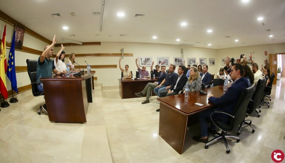 Carlos Mazón recorre diversos municipios afectados por las lluvias torrenciales para apoyar a los consistorios a solicitar la declaración de zona afectada gravemente por una emergencia de protección civil