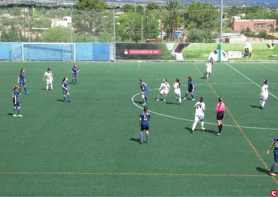 El Ayuntamiento de Aspe solicita subvención para cambiar el césped artificial del campo anexo de las fuentes