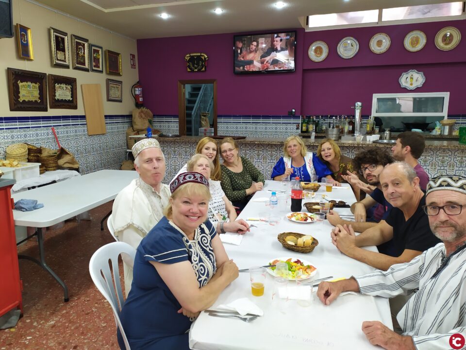 Moros y Cristianos de Villena: Impresiones de unos visitantes de Liverpool