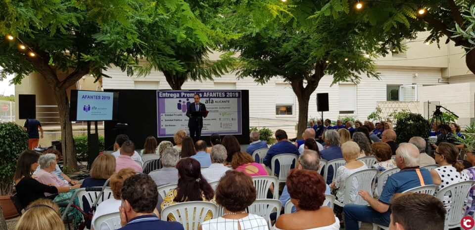 Entrega de los Premios Afantes 2019 de la Asociación de familiares y amigos de enfermos de Alzheimer de Alicante