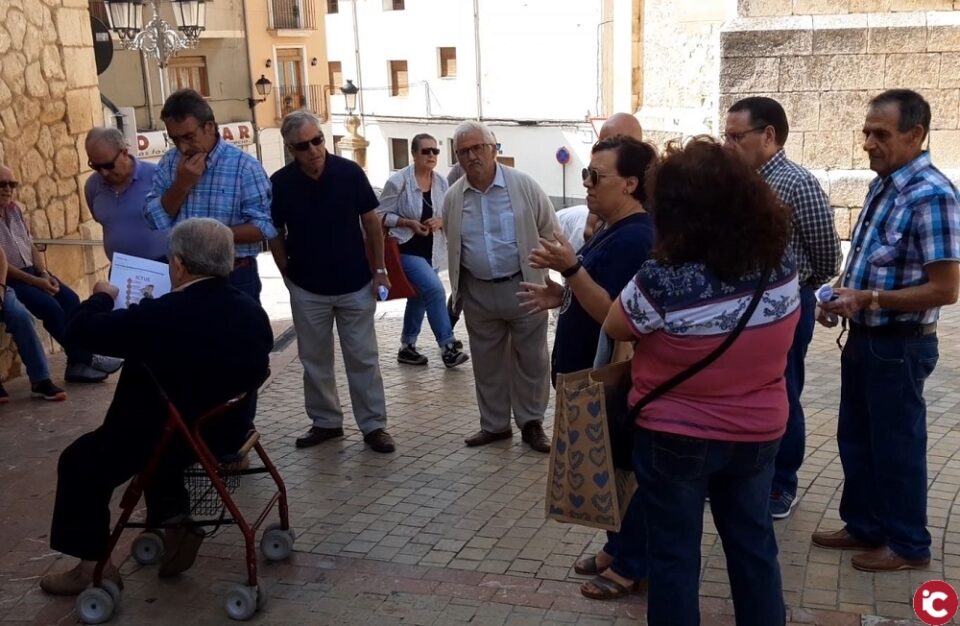 La Plataforma de Jubilats i Pensionistes de Biar va reprendre les concentracions setmanals