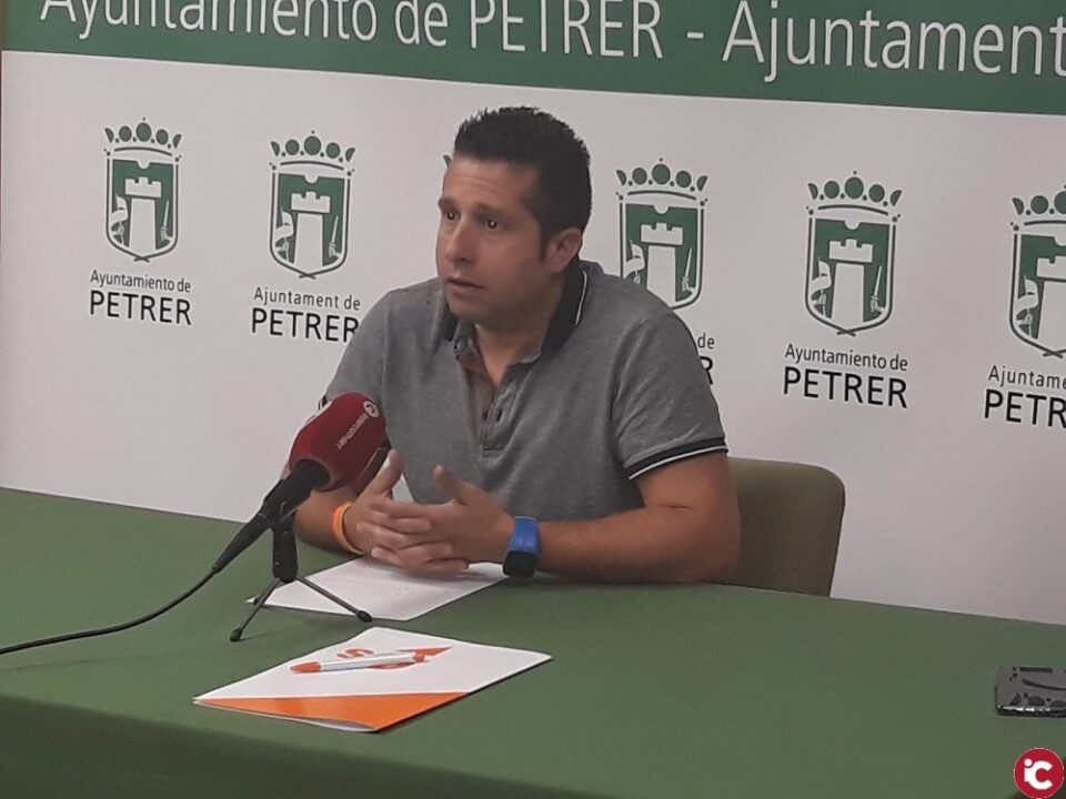 C´s Petrer denuncia que: "para PSOE y EU la pólvora no es ni urgente ni importante en Petrer"