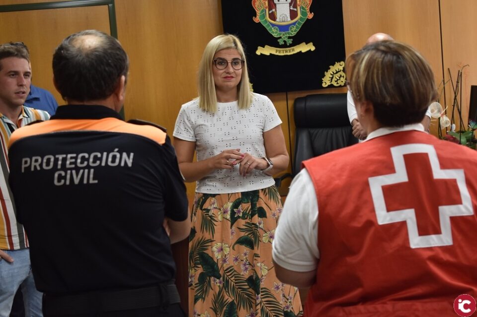 La alcaldesa de Petrer