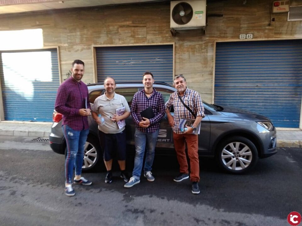 Elda celebra con entusiasmo su noche de la "Plantà" después de haberse aplazado a causa de las lluvias