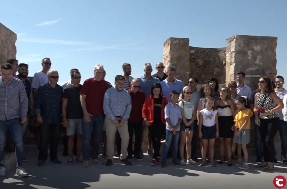 El V-74 culmina los actos conmemorativos por su 45 aniversario con un partido frente al Real Madrid de veteranos