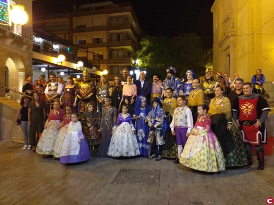 San Vicente se rinde al medio año festero