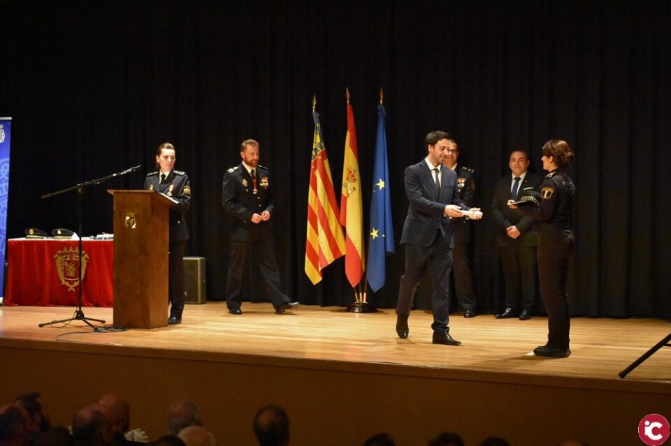Petrer acoge la celebración del Día de los Santos Ángeles Custodios de la Policía Nacional