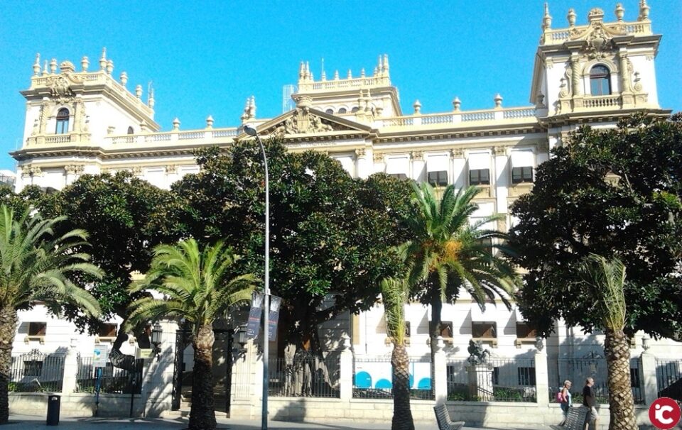 La Diputación de Alicante invierte cerca de 200.000 euros en el control de focos de moscas y mosquitos