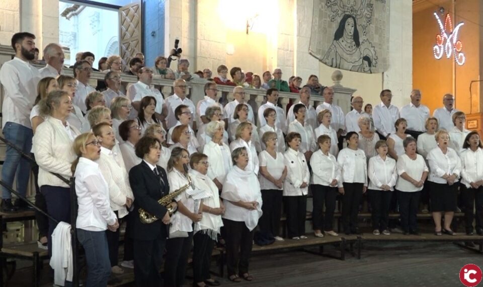 Mensi Romero da inicio a las Fiestas Patronales de Petrer con un pregón lleno de pasión