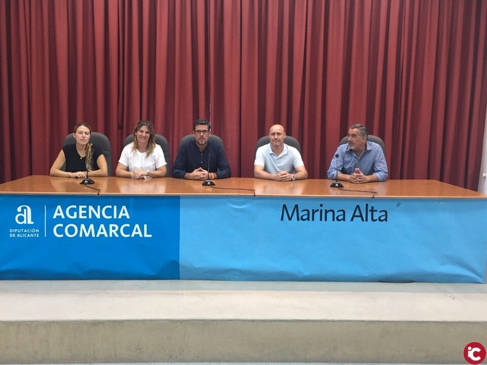 La Diputación de Alicante anuncia que reforzará la red de agencias comarcales para mejorar la asistencia a municipios pequeños