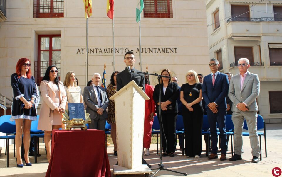 El alcalde reclama una financiación justa para la Comunitat Valenciana en el acto institucional de 9 d´Octubre