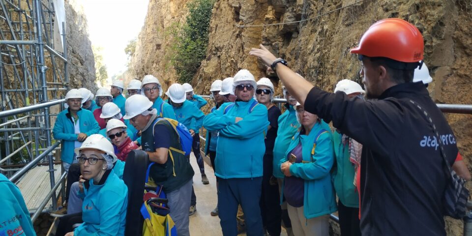 La Asoc. Amigos Camino de Santiago de Villena junto a la Asoc. personas con Discapacidad Física de Villena y comarca