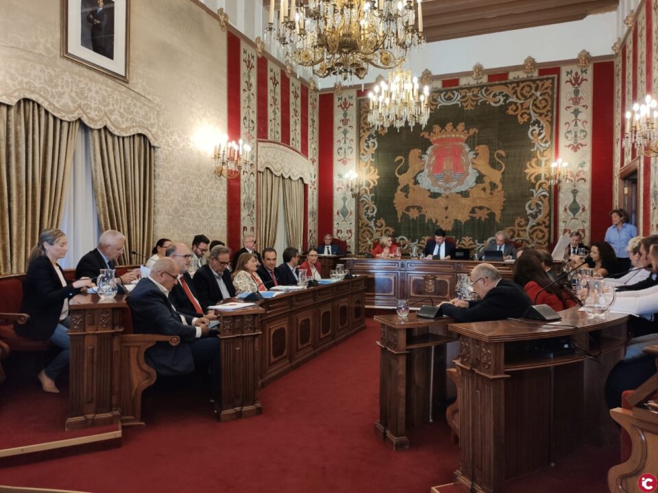 El Ayuntamiento de Alicante aprueba en pleno inversiones de 28 millones de euros