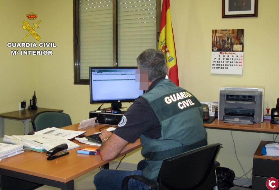 La Guardia Civil desmantela un grupo delictivo dedicado a la falsificación de