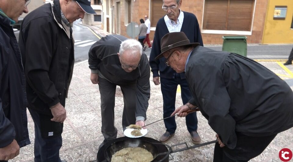 Concurso de Gachamigas de la UDP en Sax