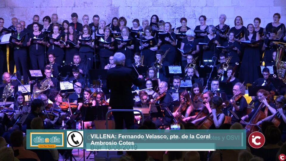 La Coral Ambrosio Cotes participó en un concierto organizado para recaudar fondos para la restauración de la Iglesia de Santiago de Villena