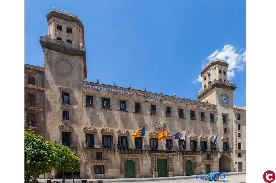 El Ayuntamiento subvenciona a 73 entidades de Alicante con un total de 89.993