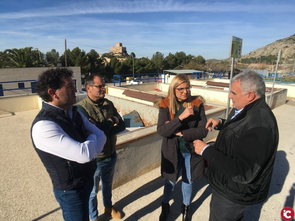 Petrer abre el Ecoparque todos los días de la semana para frenar el abandono de enseres en la vía pública y fomentar el reciclaje