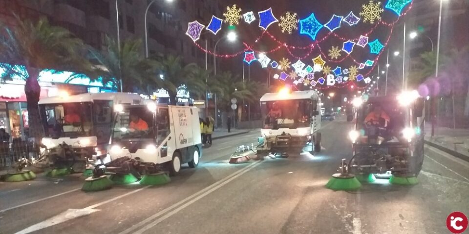 El dispositivo especial de Limpieza desplegado para Navidad y Reyes retira de las calles más de mil quinientas toneladas de residuos