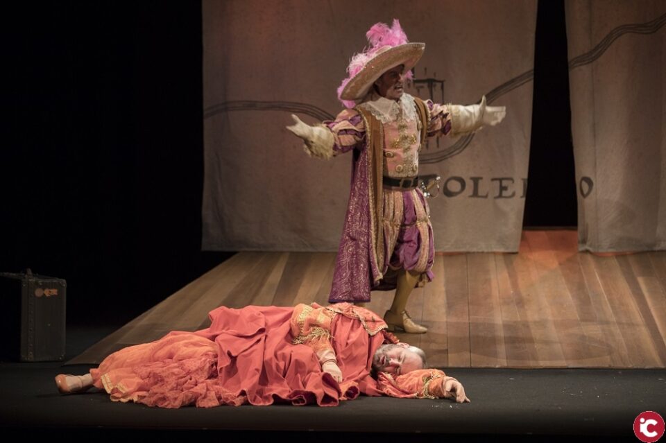 Entre bobos anda el juego primera función para 2020 en el Teatro Chapí