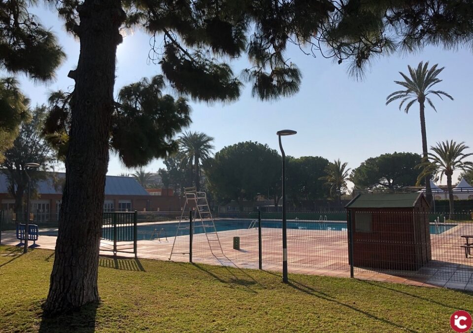 Arranca las obras para unir las piscinas municipales de verano en un Centro del Agua