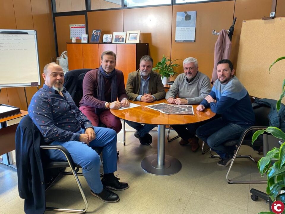 Reunión para el arreglo del camino a Salinas