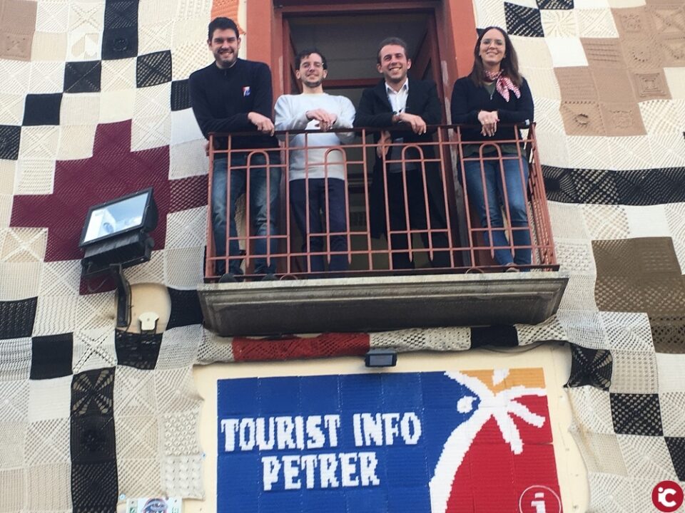 Petrer supera por primera vez la barrera de los 20.000 turistas e incrementa en un 50% el número de visitantes a la ciudad