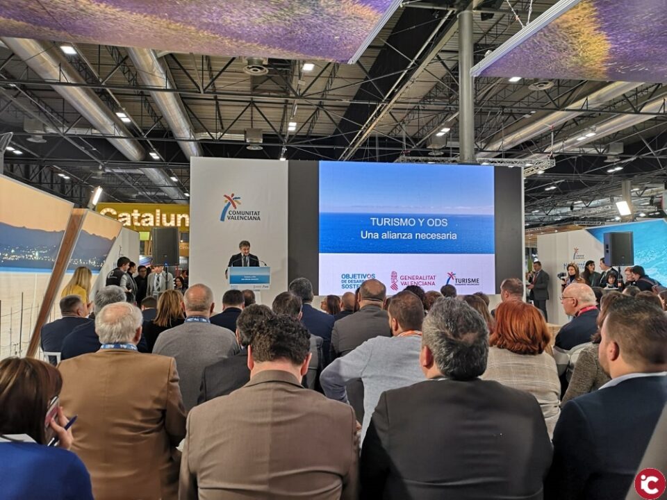 La Comunitat Valenciana celebra el seu dia a FITUR
