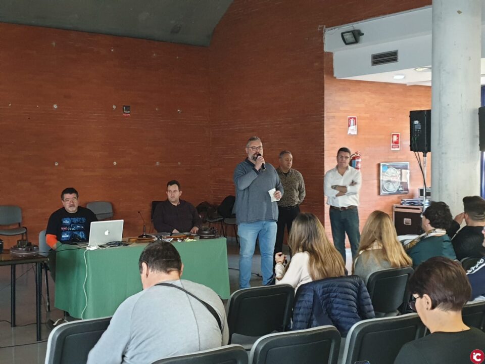 Sesenta festeros se forman en arcabucería