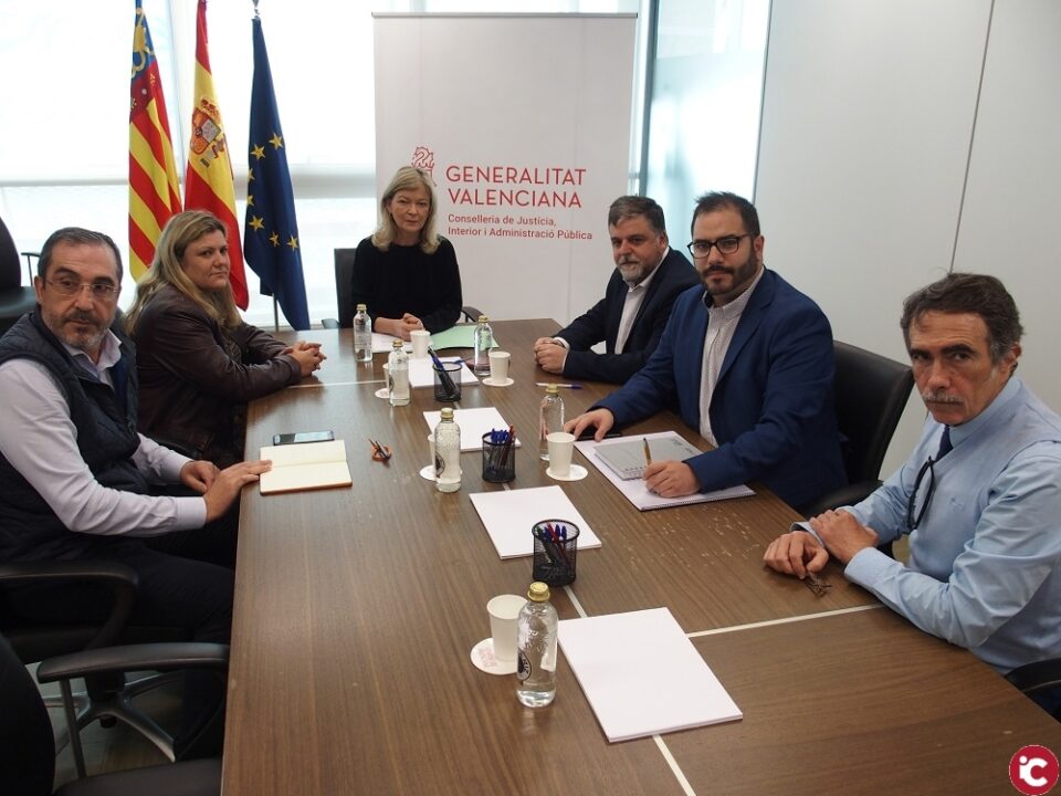 Reunión en Consellería por el nuevo juzgado en Villena